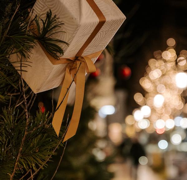 Gaver, julelys, stemning - Middelfart her det hele